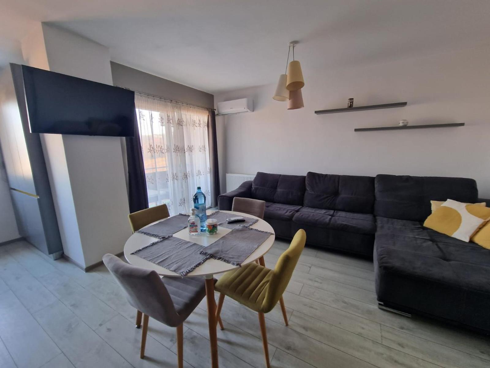 Gray Apartment Nearby Amethyst & Vivo Mall Floreşti Εξωτερικό φωτογραφία